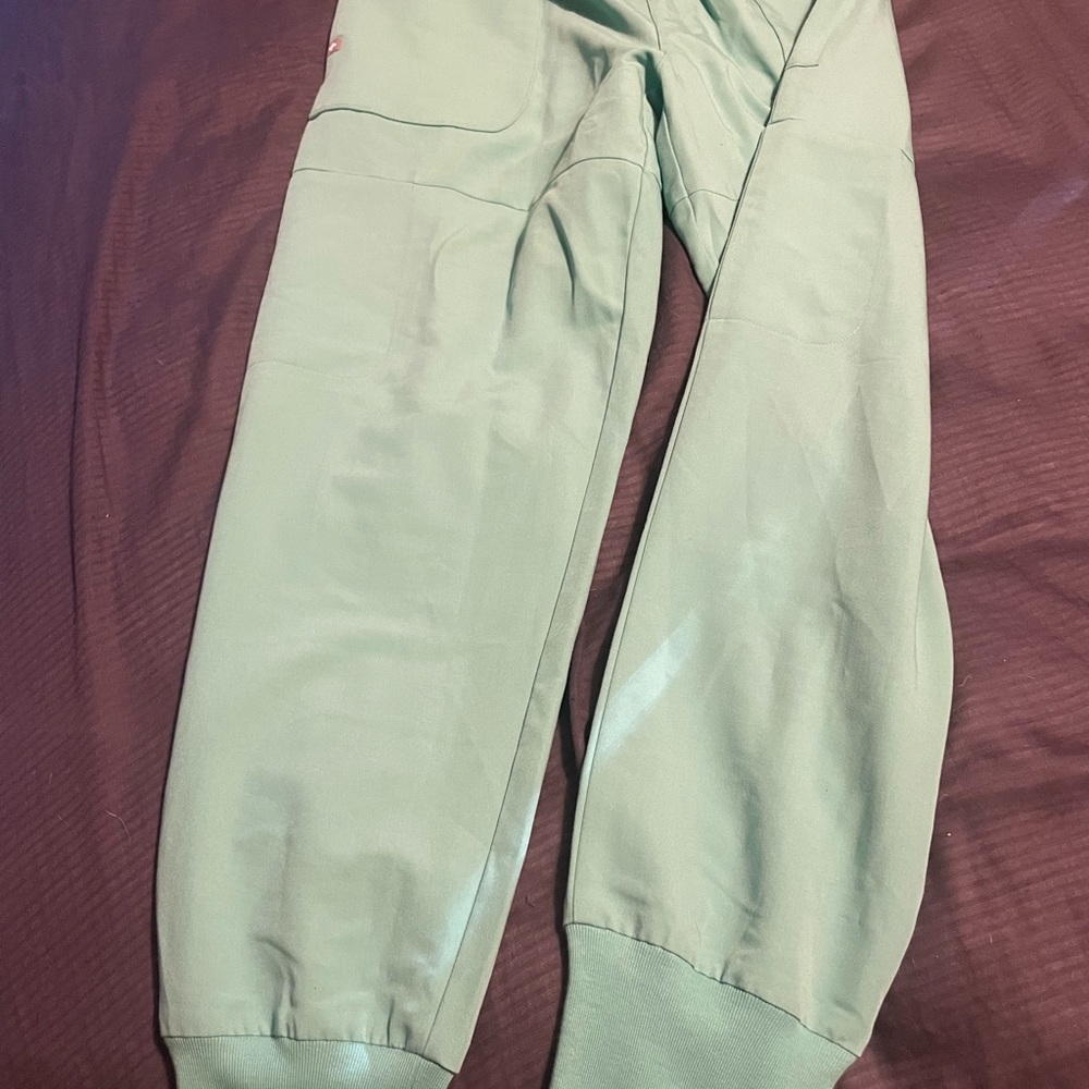 Figs scrub pants Nepal jogger surgical green